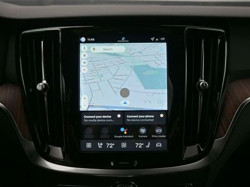 New 2026 Volvo V60 B5 Cross Country Plus w/ Protection Package Premier image 13