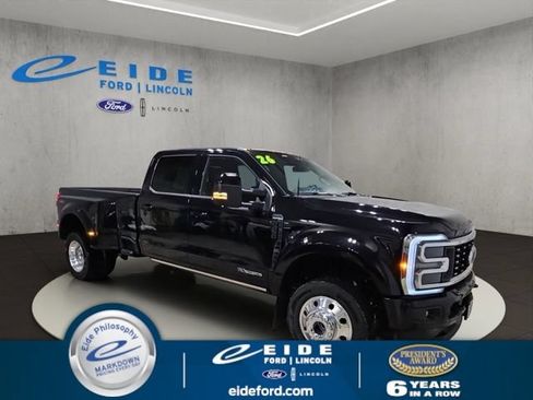 Used 2026 Ford F450 Platinum AWD/4WD image 1
