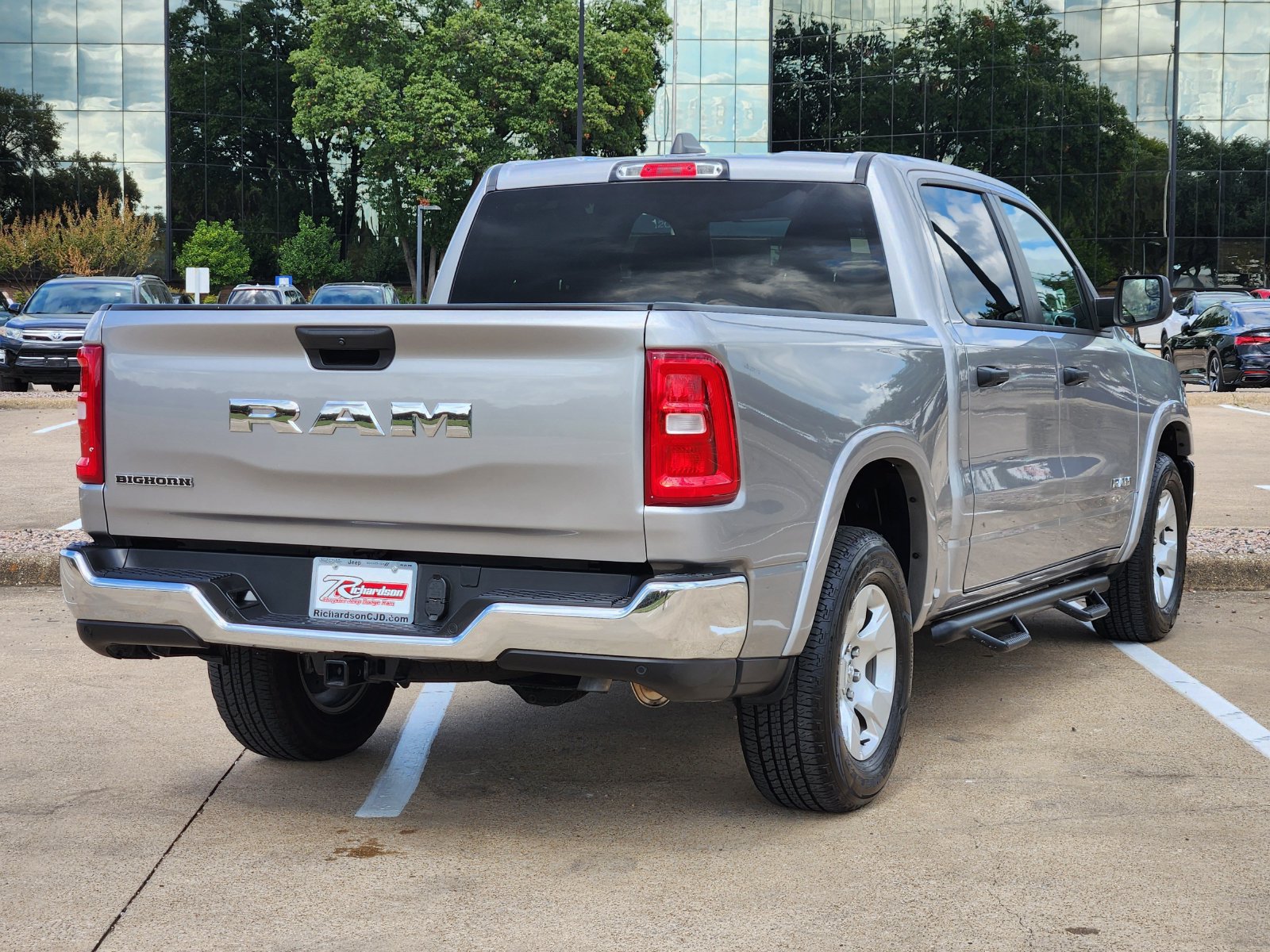Used 2025 RAM 1500 Big Horn RWD image 6