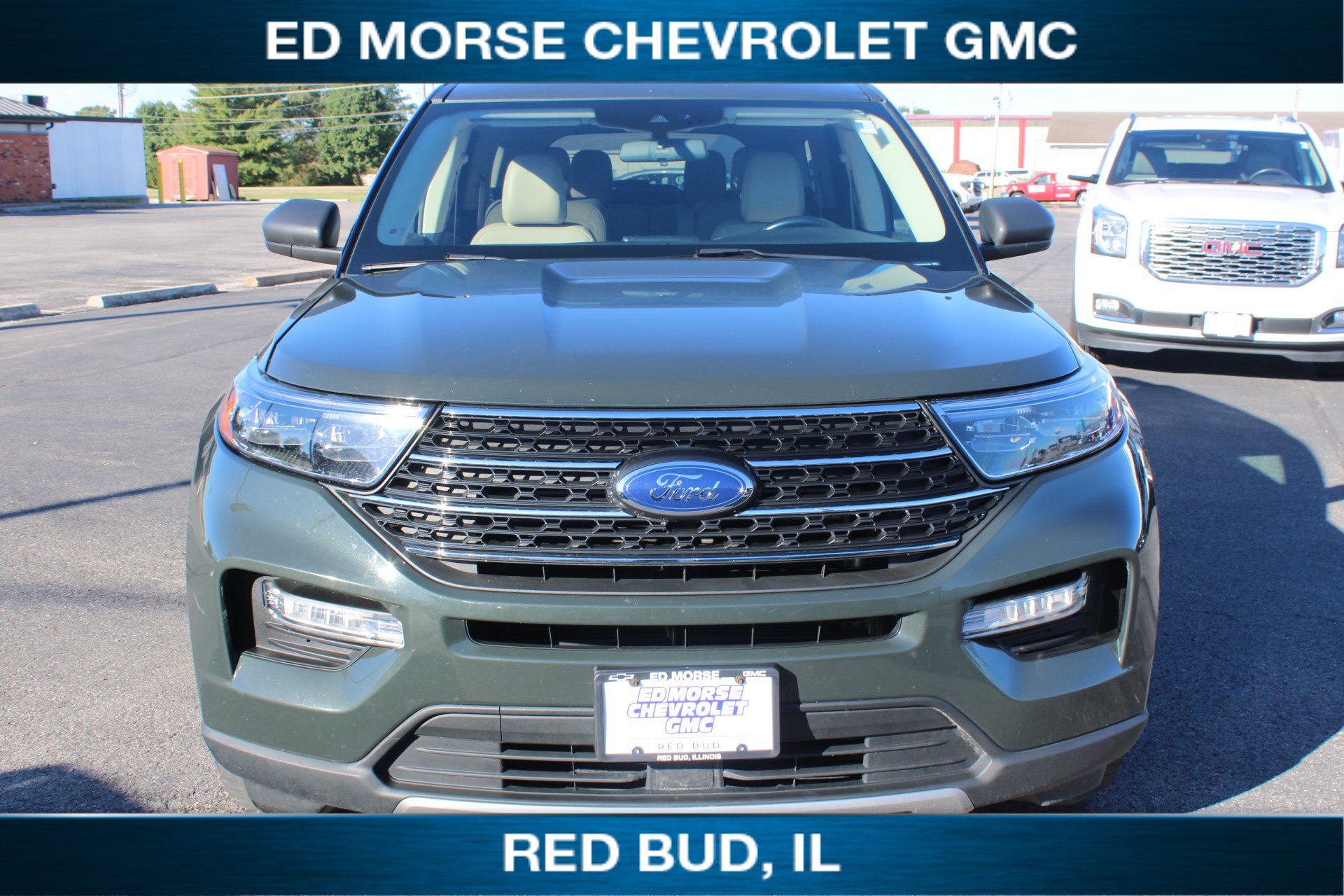 Used 2022 Ford Explorer XLT w/ Equipment Group 202A AWD/4WD image 3
