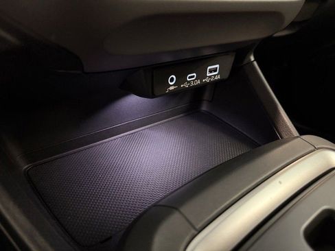 Certified 2024 Subaru Crosstrek 2.0i Premium image 13