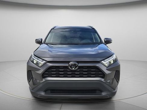 Used 2023 Toyota RAV4 XLE w/ Convenience Package FWD image 4