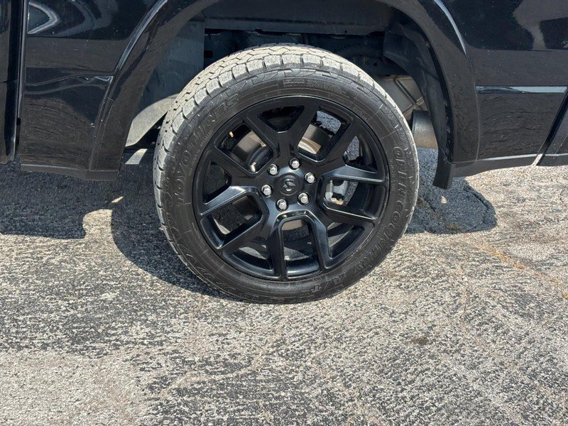 Used 2021 RAM 1500 Laramie AWD/4WD image 12