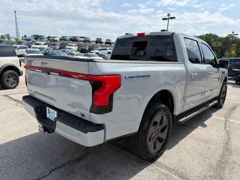 Used 2024 Ford F150 Lightning Lariat AWD/4WD image 7