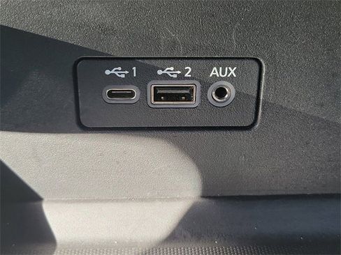 Used 2024 Nissan Altima 2.5 SV image 31