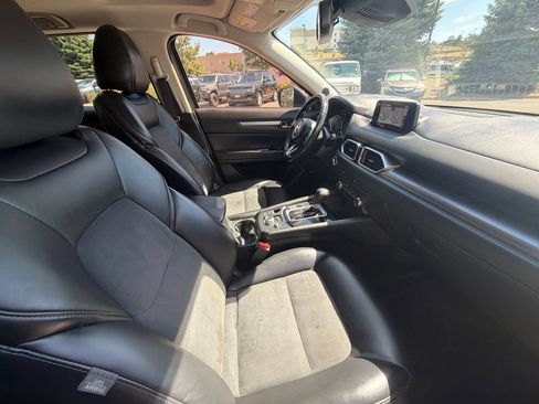 Used 2018 MAZDA CX-5 Touring w/ Preferred Equipment Package FWD image 17
