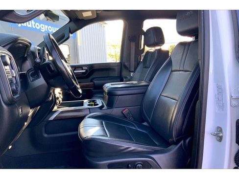 Used 2021 Chevrolet Silverado 2500 High Country AWD/4WD image 27