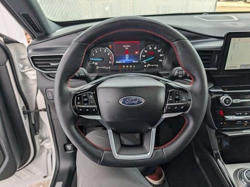 Used 2024 Ford Explorer ST-Line w/ Class IV Trailer Tow Package image 14
