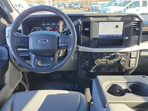 New 2026 Ford F250 XL w/ FX4 Off-Road Package image 12