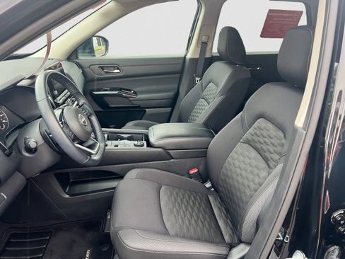 Certified 2022 Nissan Pathfinder SV w/ Cargo Package image 17