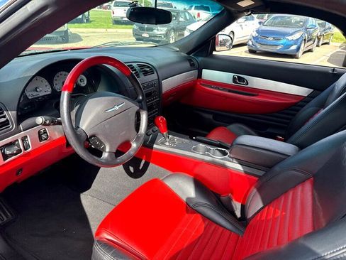 Used 2003 Ford Thunderbird Deluxe image 9