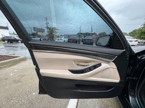 Used 2013 BMW 528i xDrive Sedan image 16