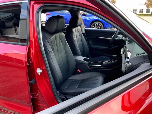 Certified 2025 Acura Integra image 8