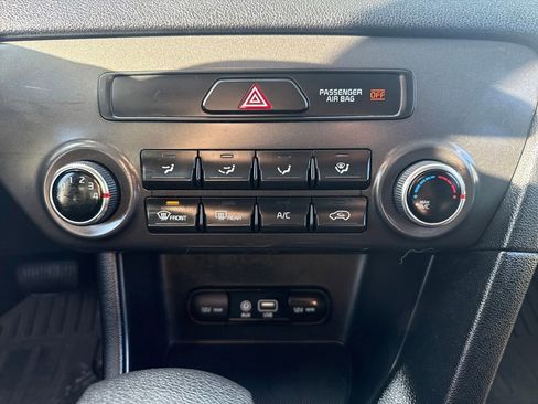 Used 2017 Kia Sportage LX image 20