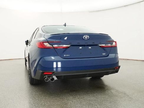 New 2026 Toyota Camry SE FWD image 22