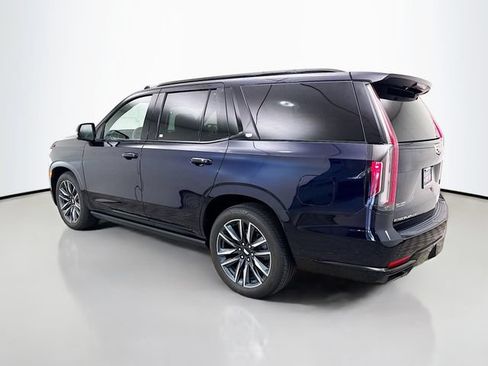 Used 2024 Cadillac Escalade Sport w/ Touring Package AWD/4WD image 5