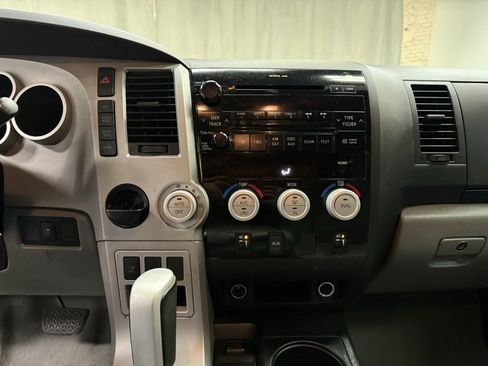 Used 2008 Toyota Tundra Limited image 29