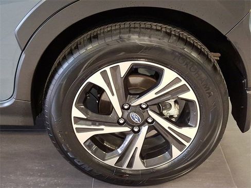 Certified 2025 Subaru Crosstrek 2.0i Premium image 7