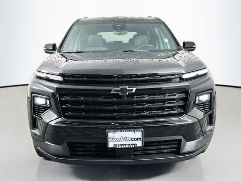 New 2026 Chevrolet Traverse LT image 2