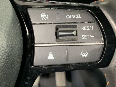 Used 2024 Honda HR-V Sport image 19