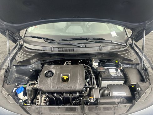 Used 2025 Kia Soul LX w/ LX Technology Package FWD image 32