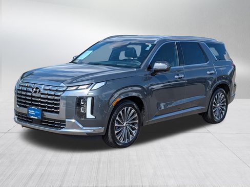 Certified 2025 Hyundai Palisade Calligraphy AWD/4WD image 3