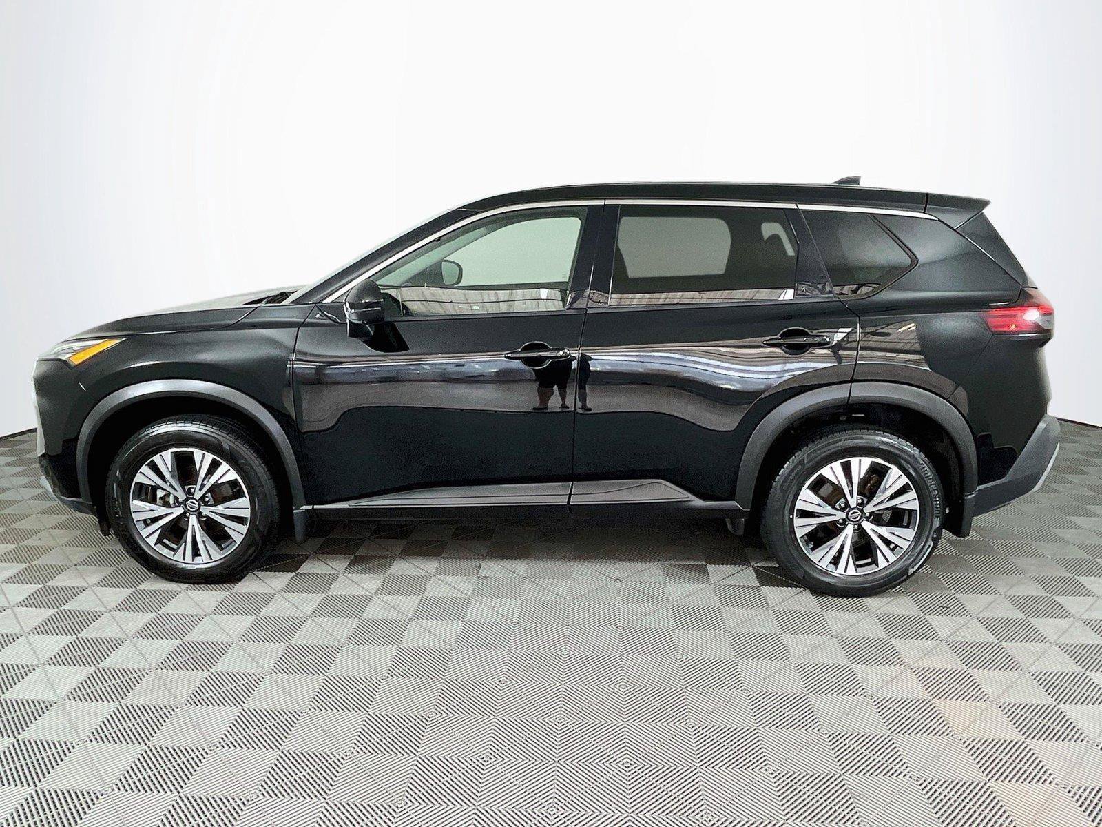 Used 2021 Nissan Rogue SV AWD/4WD image 4