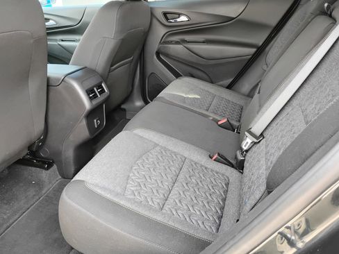 Used 2023 Chevrolet Equinox LT image 17