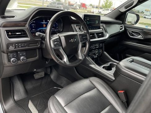 Used 2022 Chevrolet Suburban Z71 AWD/4WD image 10