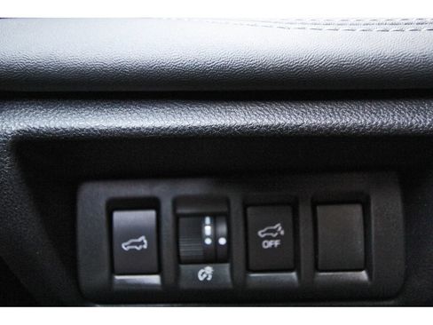 Used 2022 Subaru Outback Touring AWD/4WD image 20