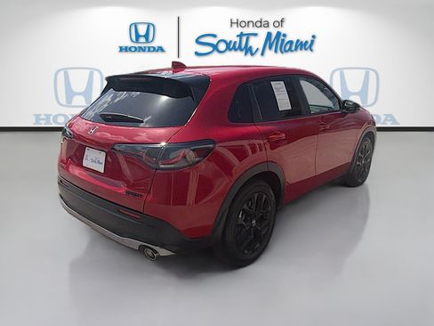 Certified 2025 Honda HR-V Sport image 7