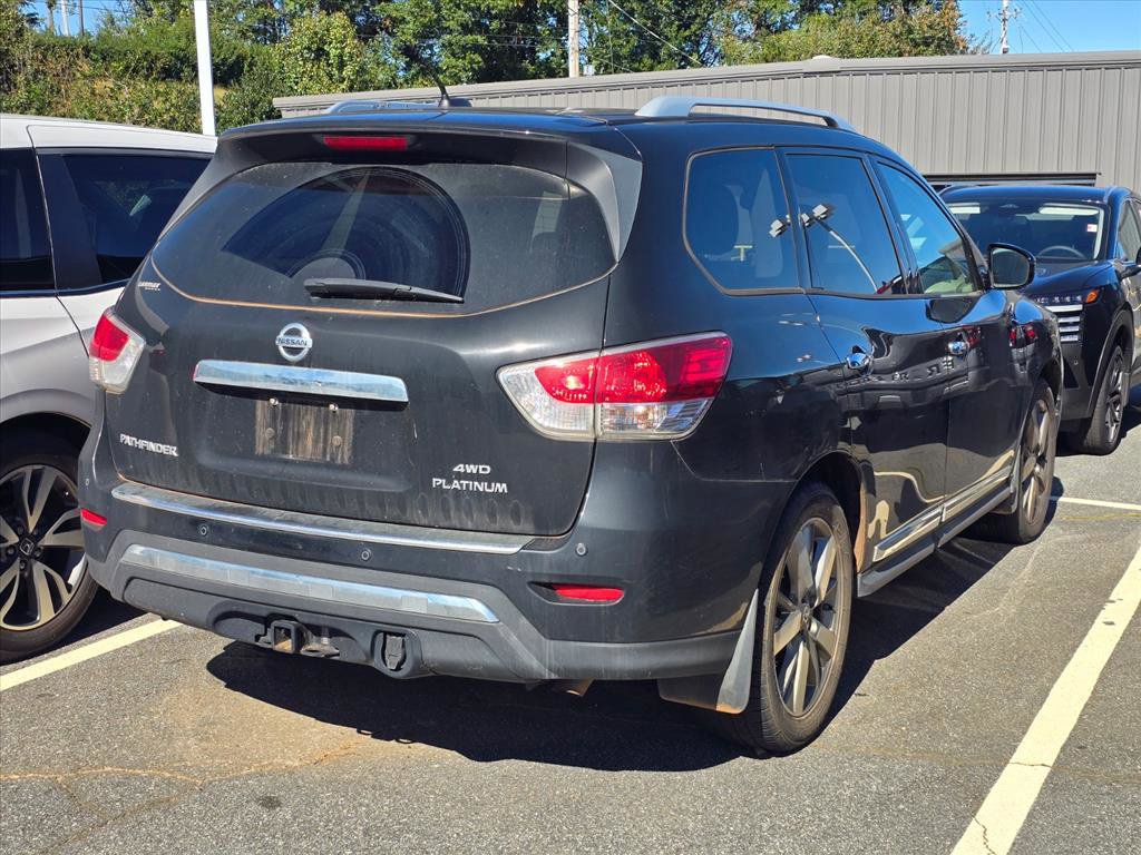 Used 2016 Nissan Pathfinder Platinum AWD/4WD image 11