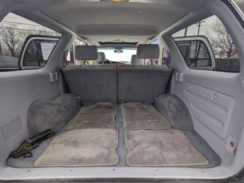 Used 2000 Toyota 4Runner SR5 AWD/4WD image 19