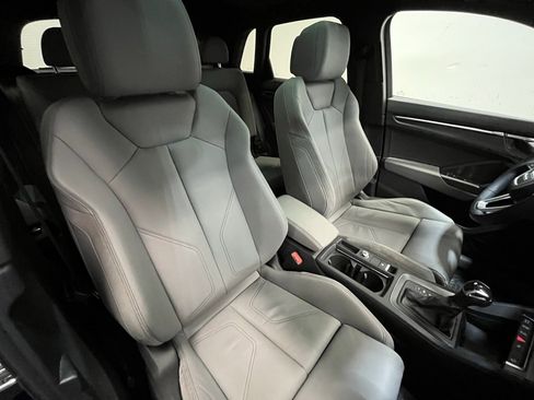 Used 2022 Audi Q3 2.0T Premium image 12