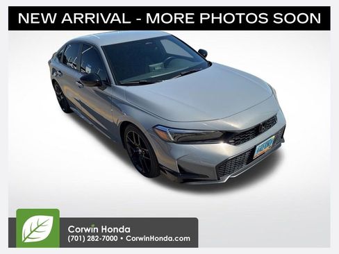 Used 2025 Honda Civic Sport image 1