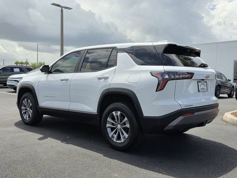 Used 2026 Chevrolet Equinox LT w/ Safety and Technology Package image 4