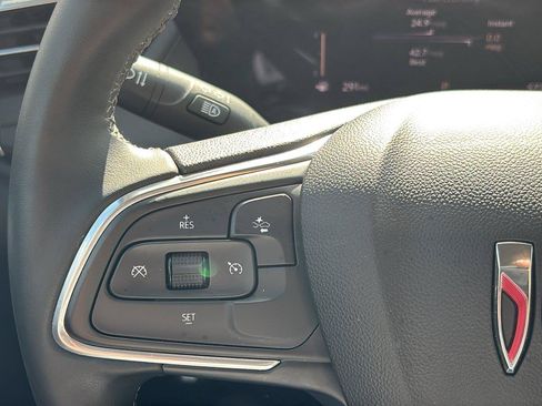 Certified 2024 Buick Encore GX Sport Touring FWD image 27