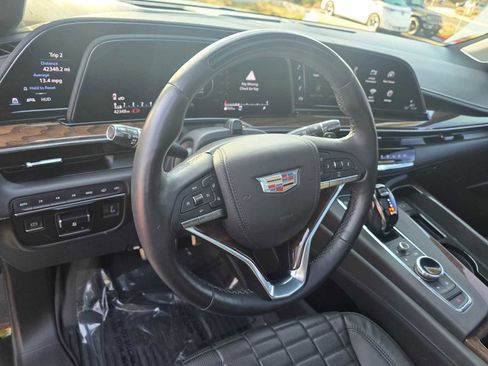 Used 2022 Cadillac Escalade Sport Platinum w/ Heavy-Duty Trailer Package image 28