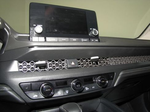 Certified 2023 Honda Accord EX image 7