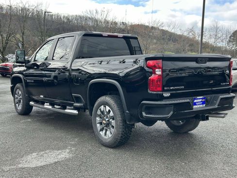 New 2026 Chevrolet Silverado 2500 Custom w/ Custom Value Package image 5