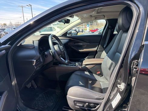 Used 2022 MAZDA CX-30 AWD 2.5 S w/ Premium Package image 2