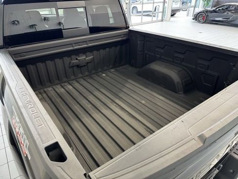 Certified 2021 Chevrolet Silverado 1500 LT Trail Boss w/ Convenience Package II image 38