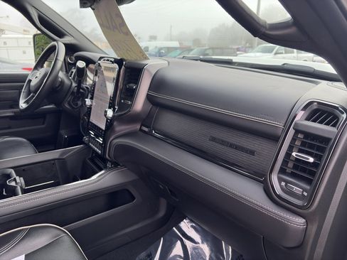 Used 2023 RAM 2500 Limited AWD/4WD image 29