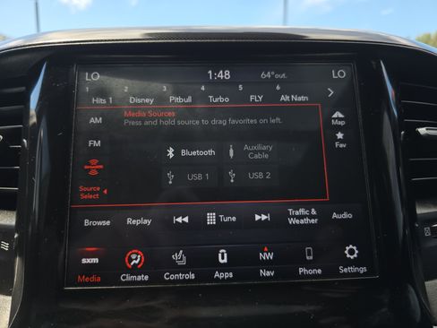 Used 2021 RAM 1500 Laramie AWD/4WD image 29