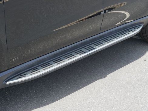 Used 2022 Mercedes-Benz GLS 450 4MATIC image 14