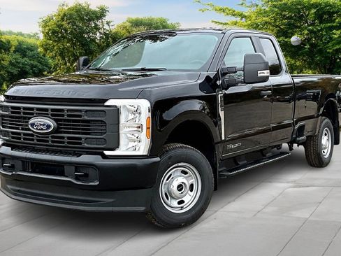 New 2026 Ford F250 XL image 2