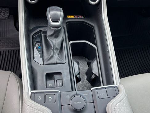 Used 2025 Toyota Grand Highlander FWD image 15