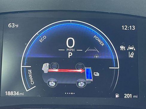 Used 2025 Toyota Camry LE image 38