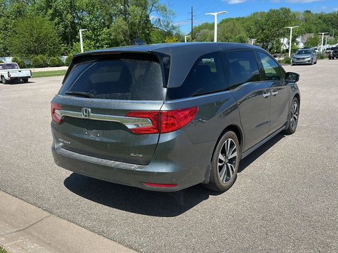 Used 2018 Honda Odyssey Elite image 3
