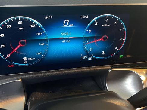 Used 2021 Mercedes-Benz GLB 250 image 7
